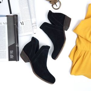 LUCKY BRAND . Suede Black Booties size 9